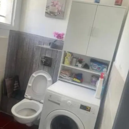 Villa Ensoleillée Avec Piscine Route Des Plages Aimargues