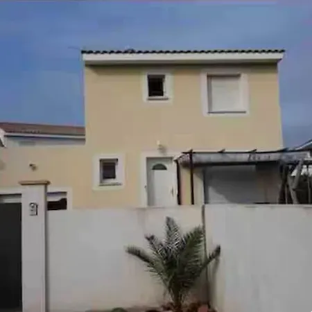 Villa Ensoleillee Avec Piscine Route Des Plages Aimargues